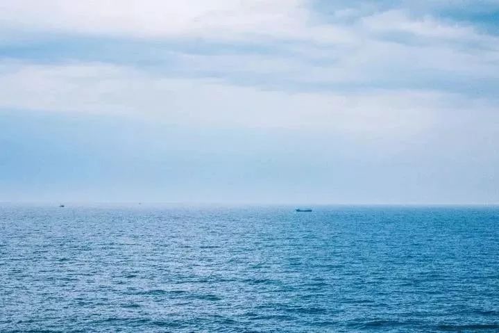 辦公家具流行色